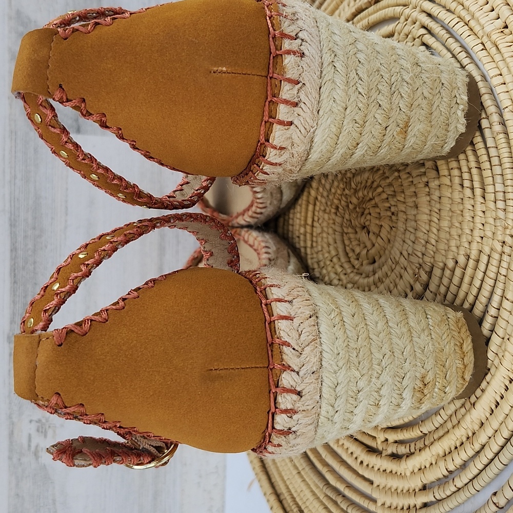 NWOT ADRIENNE VITTADINI "CHARMING" ESPADRILLE WEDGE SANDALS - Picture 4 of 12